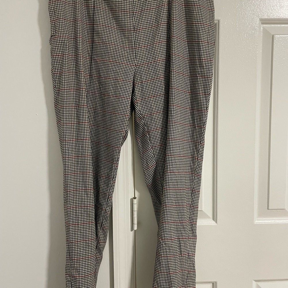 Gibson Latimer Women's Houndstooth Pants - Black and White